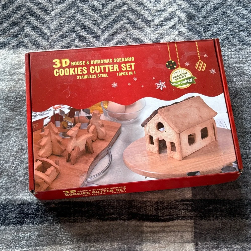 Festive 3D House & Christmas Cookie Cutter Set